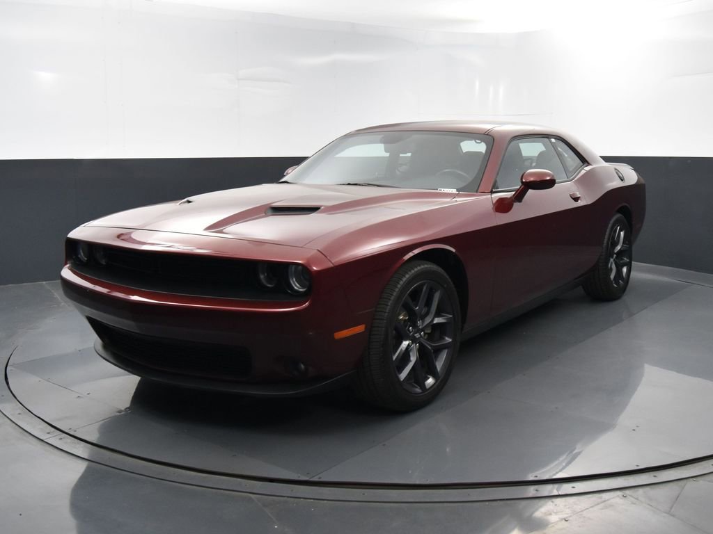 Used 2021 Dodge Challenger SXT w/ Blacktop Package image 4