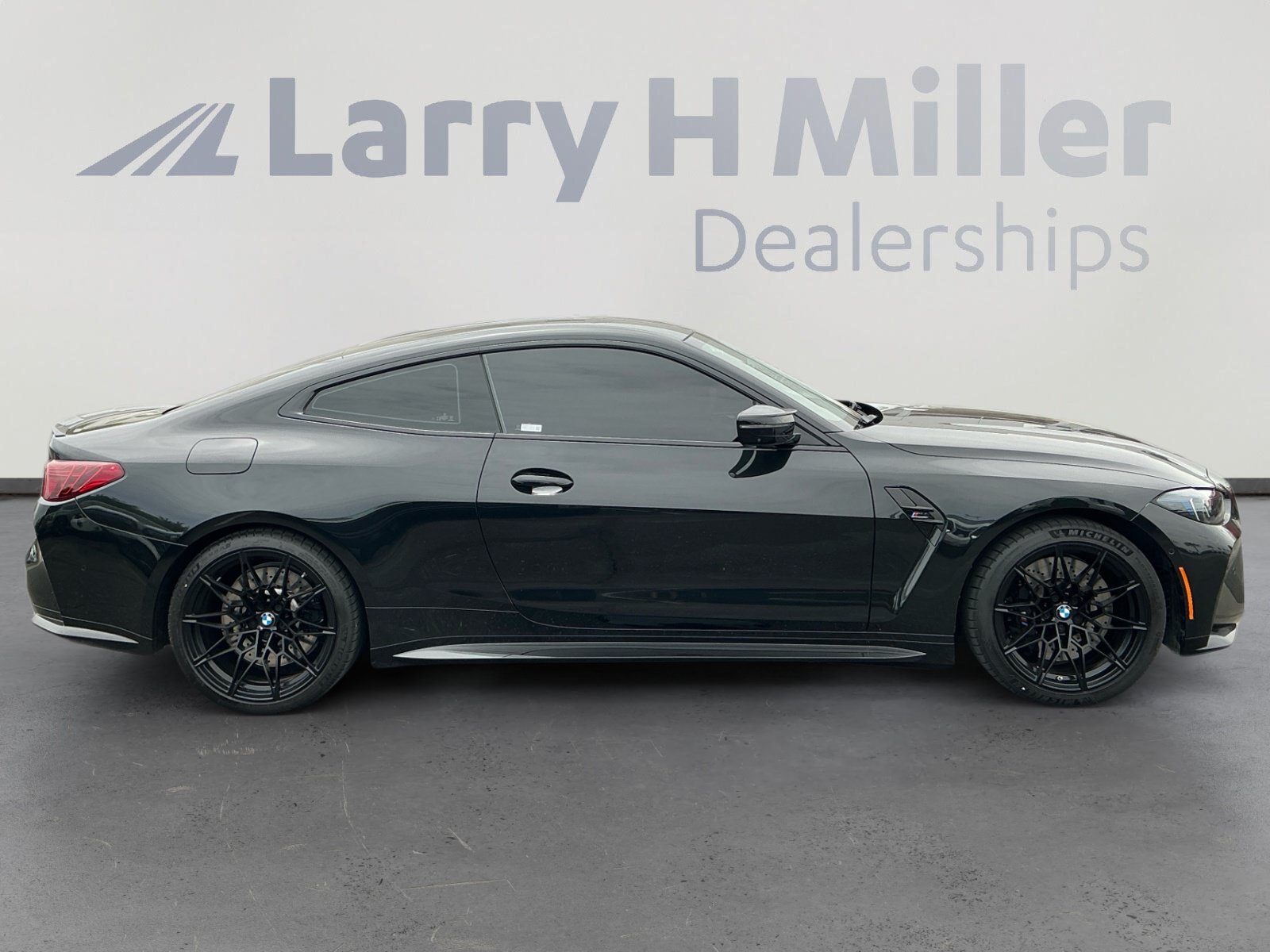 Used 2025 BMW M4 xDrive Competition AWD/4WD image 6