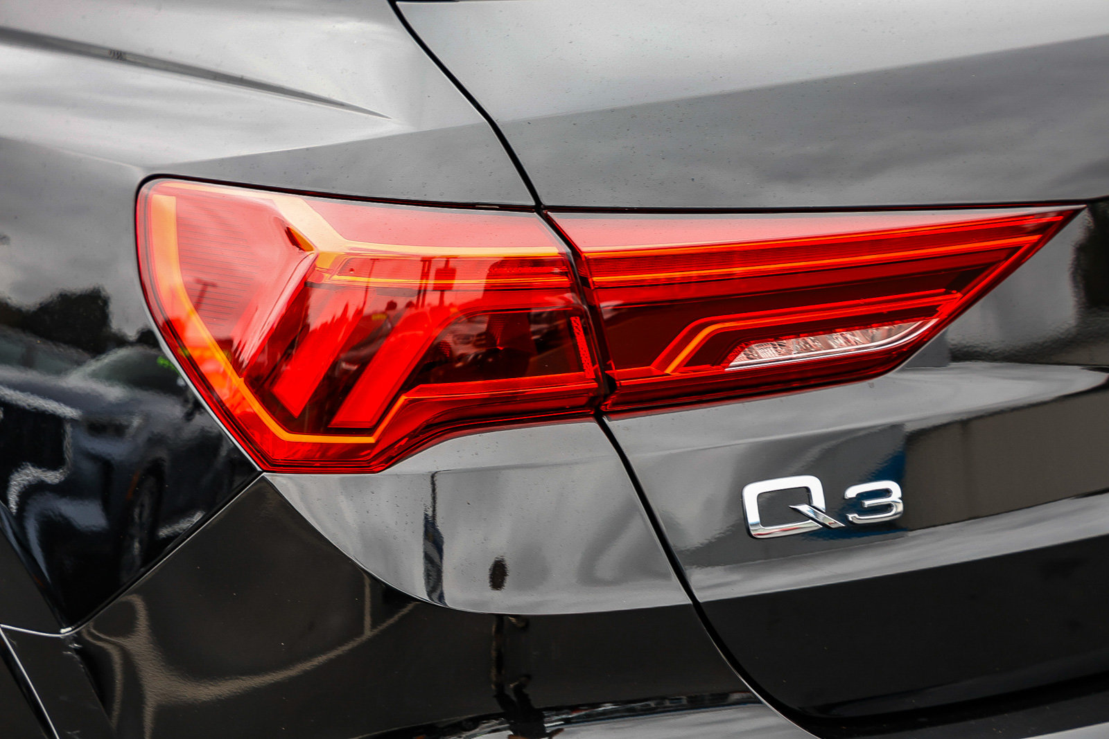 Used 2022 Audi Q3 2.0T Premium AWD/4WD image 21