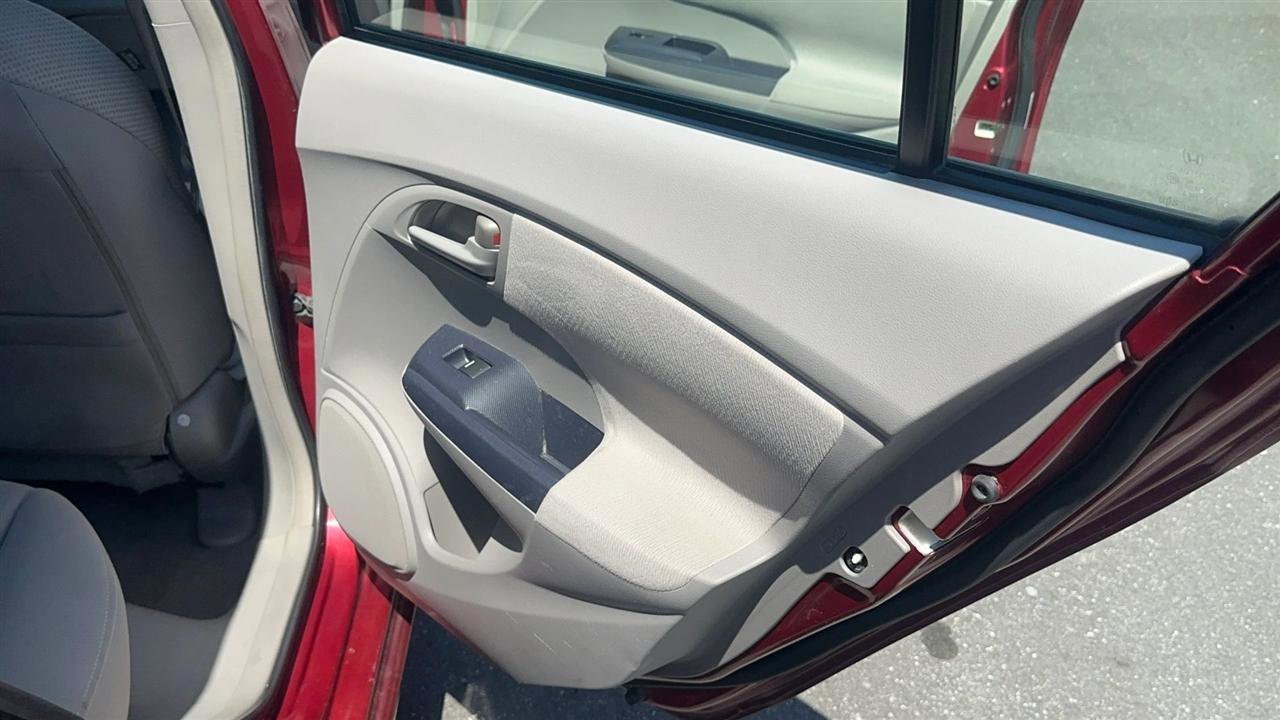 Used 2010 Honda Insight EX image 27
