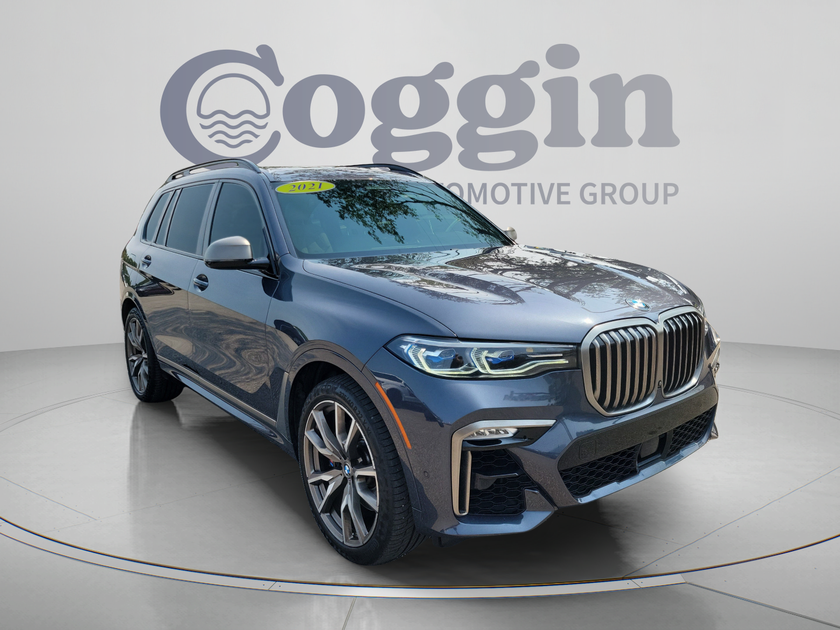 Used 2021 BMW X7 M50i w/ Dynamic Handling Package AWD/4WD image 4