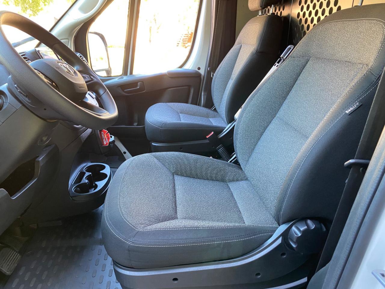 Used 2025 RAM ProMaster 2500 w/ U-Haul Equipment Group FWD image 22