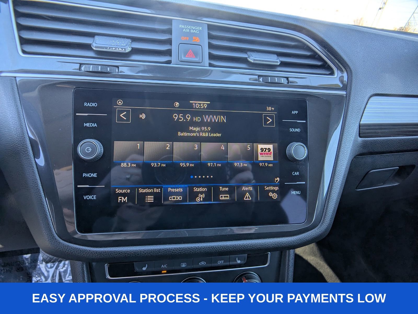 Used 2024 Volkswagen Tiguan Wolfsburg Edition image 26