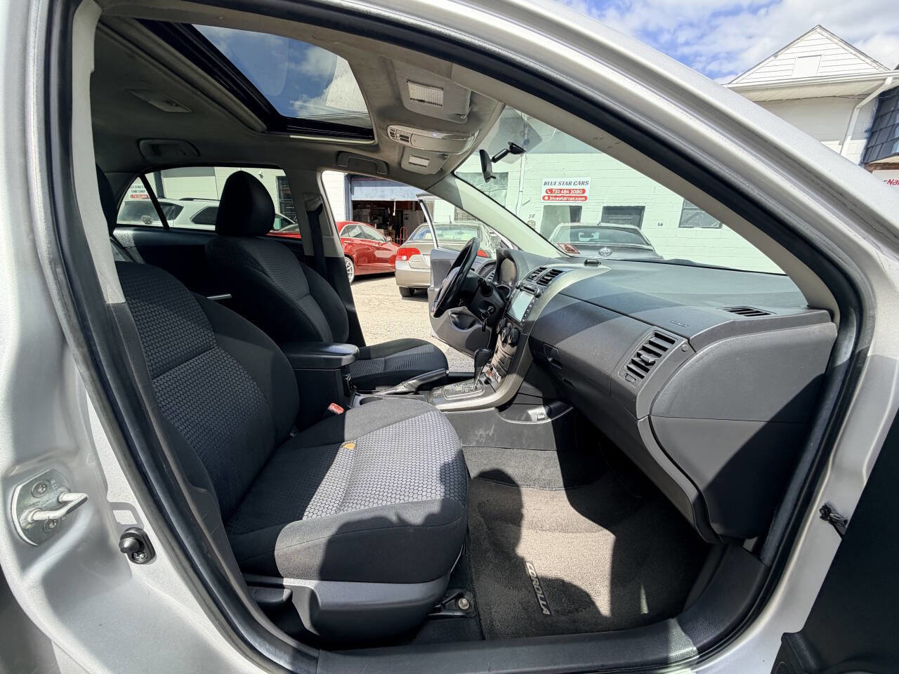 Used 2009 Toyota Corolla XRS image 49