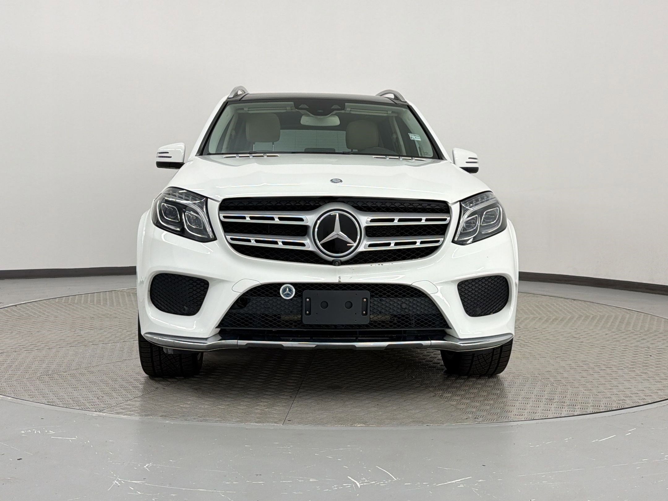 Used 2017 Mercedes-Benz GLS 550 4MATIC image 6
