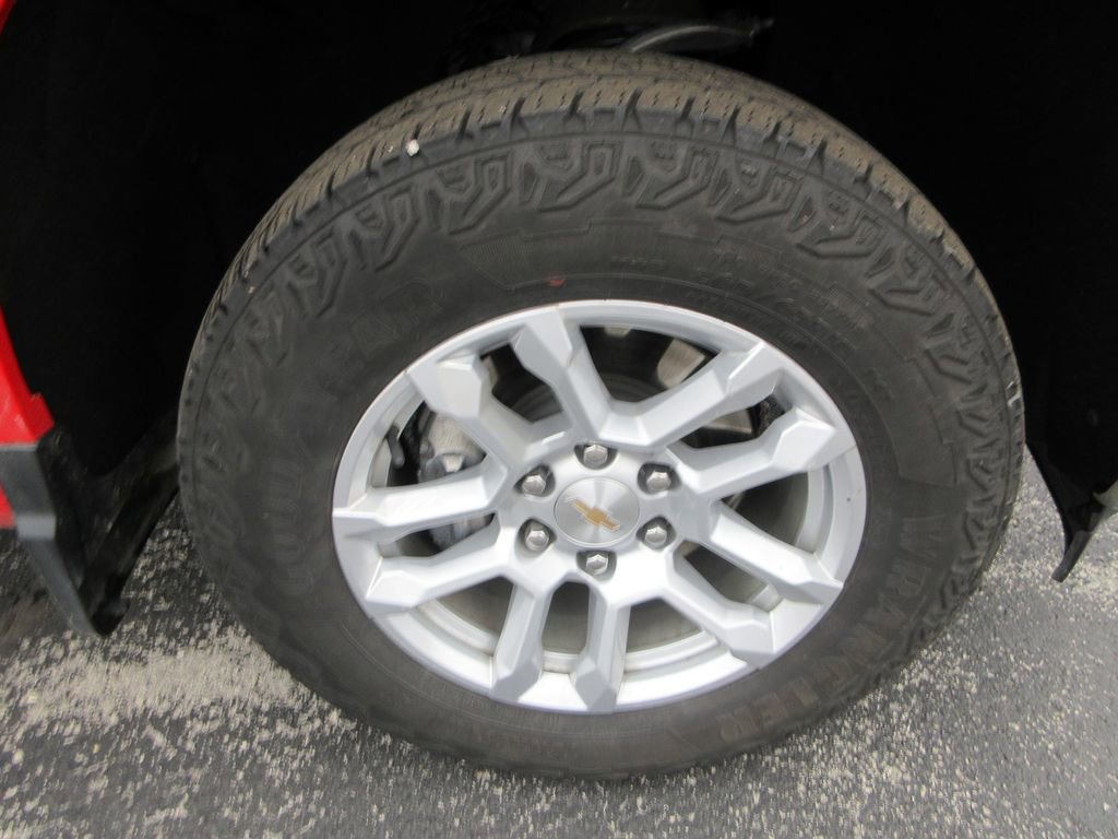 Certified 2025 Chevrolet Silverado 1500 LT image 9