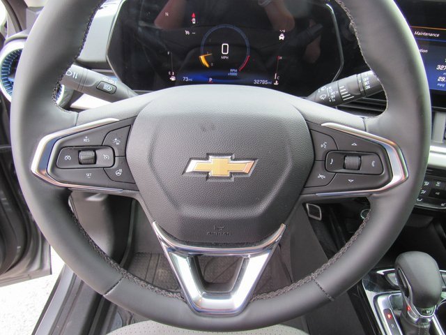 Used 2024 Chevrolet Trax LT w/ Driver Confidence Package image 17