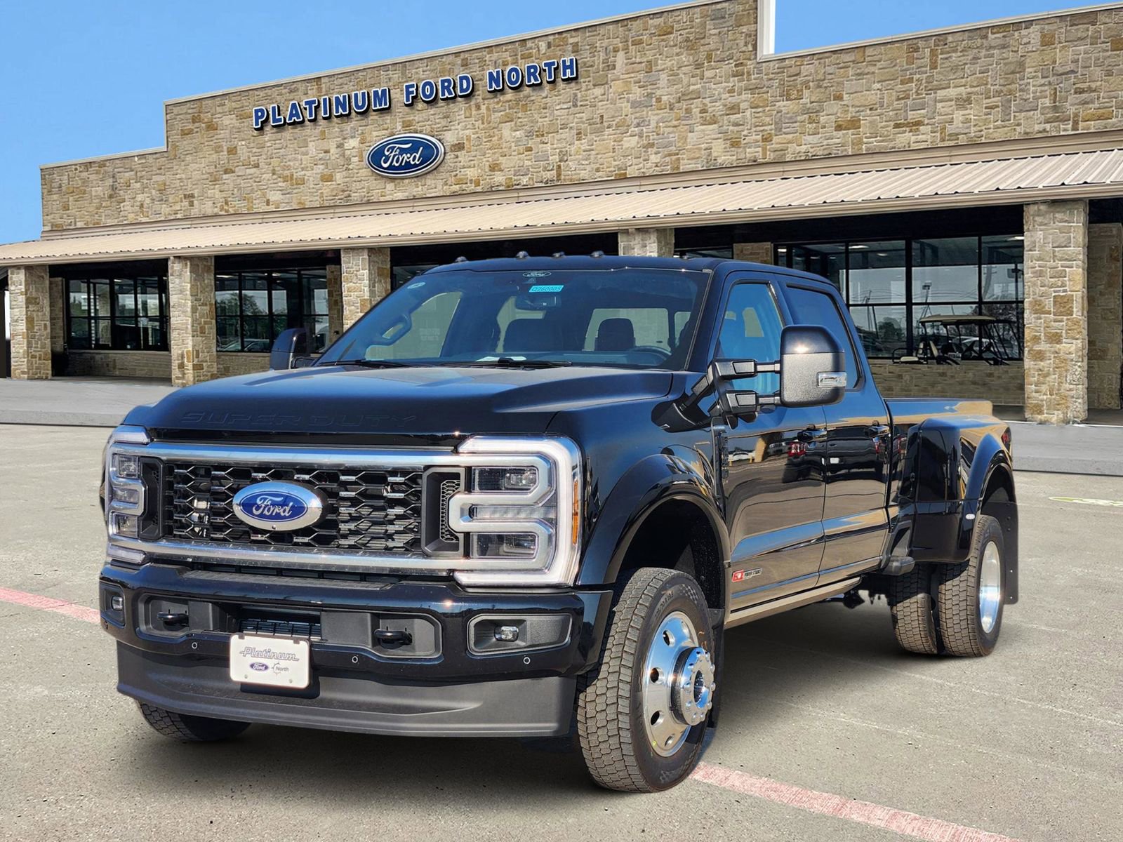 New 2026 Ford F450 Platinum w/ FX4 Off-Road Package image 2