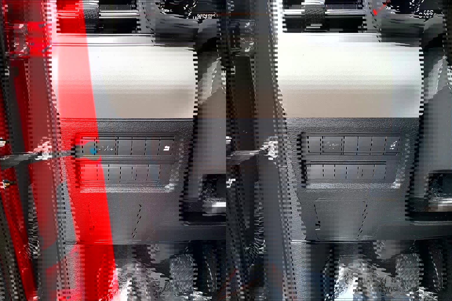 Used 2023 Mitsubishi Outlander SEL image 31