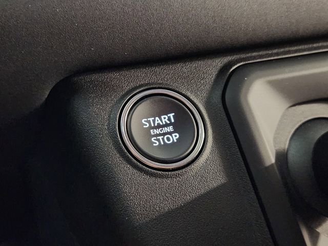 Used 2025 Land Rover Defender 110 S image 21