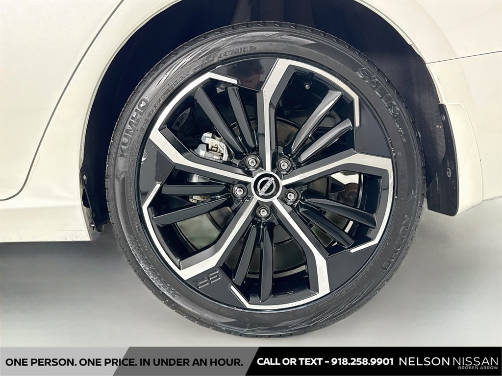 Certified 2024 Nissan Altima 2.5 SR w/ SR Premium Package AWD/4WD image 31