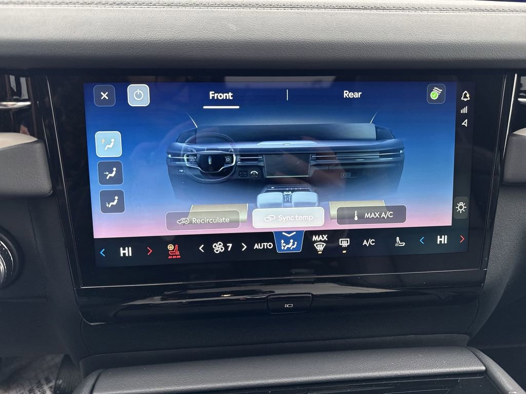 New 2025 Lincoln Navigator L Reserve w/ Jet Appearance Package AWD/4WD image 17