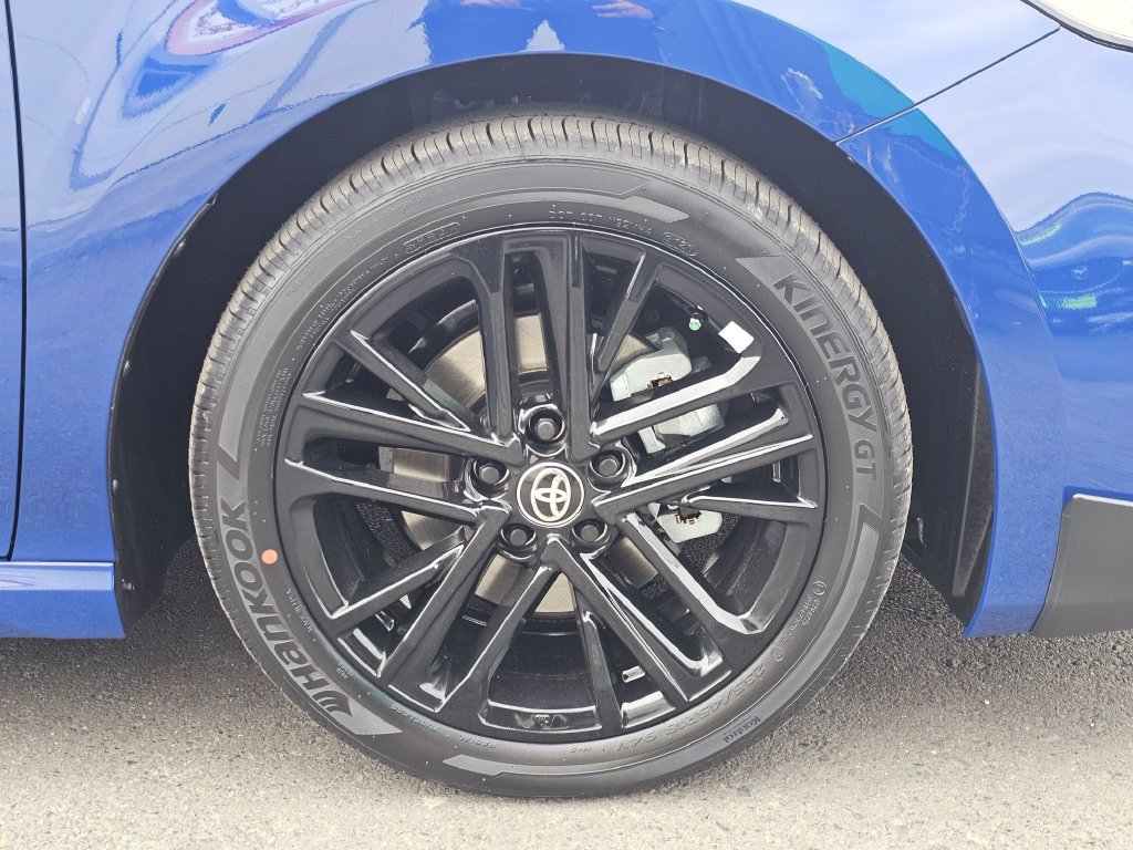 New 2026 Toyota Camry SE w/ Convenience Package FWD image 9