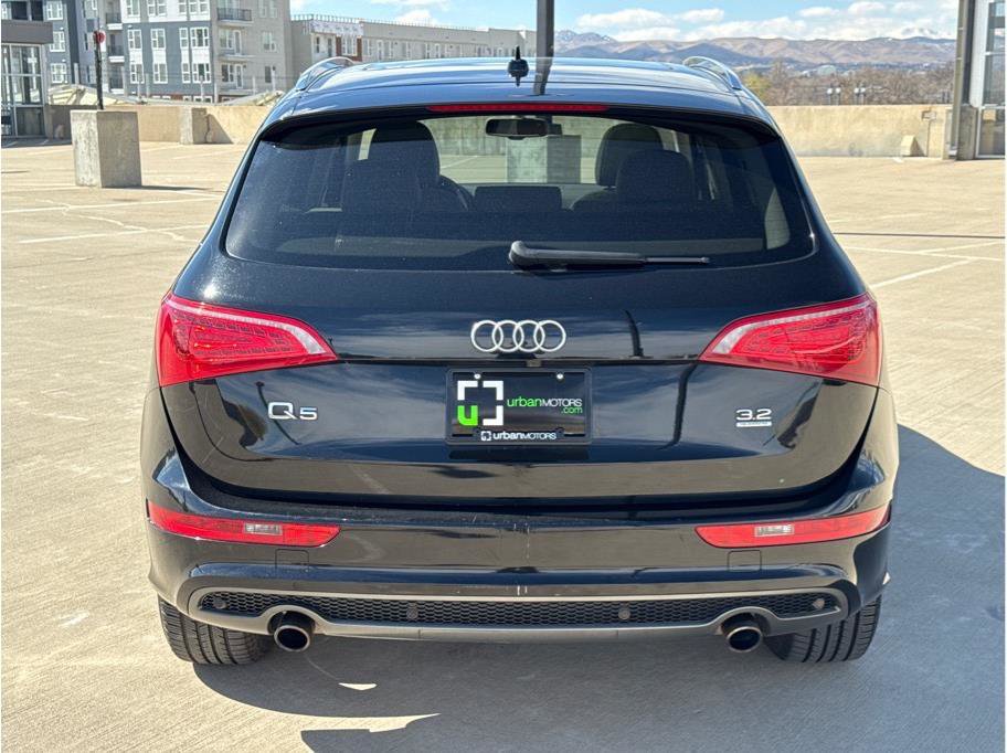 Used 2011 Audi Q5 3.2 Premium Plus w/ Audi MMI Navigation Plus Pkg image 7