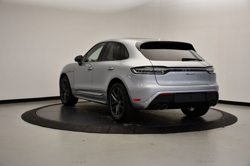 Certified 2026 Porsche Macan Turbo AWD/4WD image 3