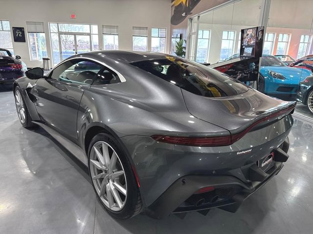 Used 2019 Aston Martin V8 Vantage Coupe image 2