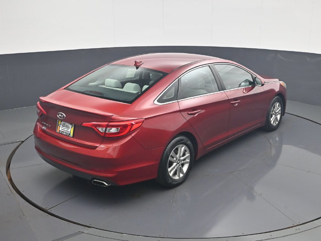 Used 2015 Hyundai Sonata SE w/ Cargo Package FWD image 18