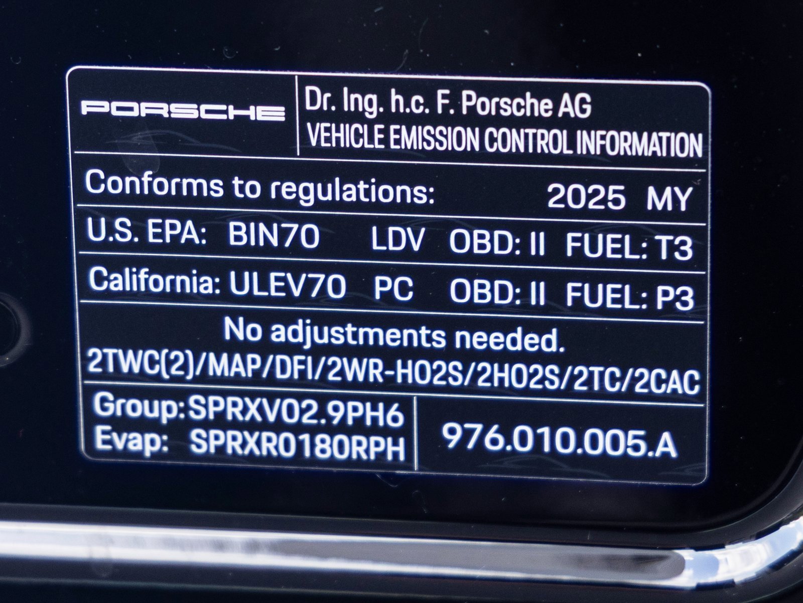 New 2025 Porsche Panamera 4 image 38