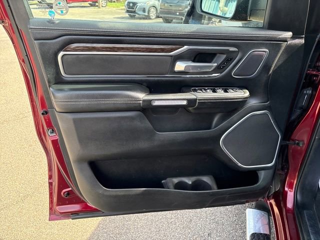 Used 2019 RAM 1500 Laramie image 11