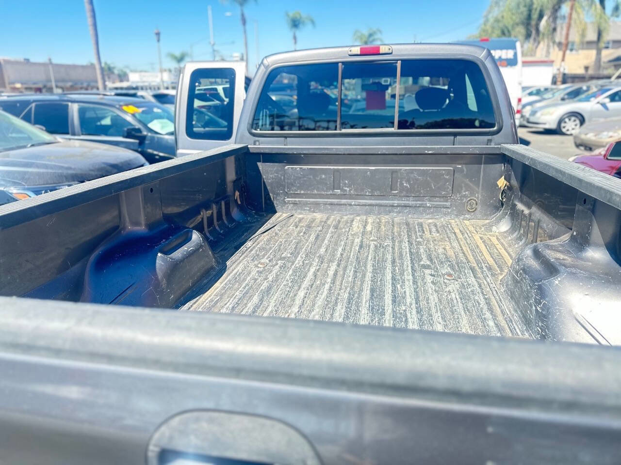 Used 2003 Ford F250 XLT image 18