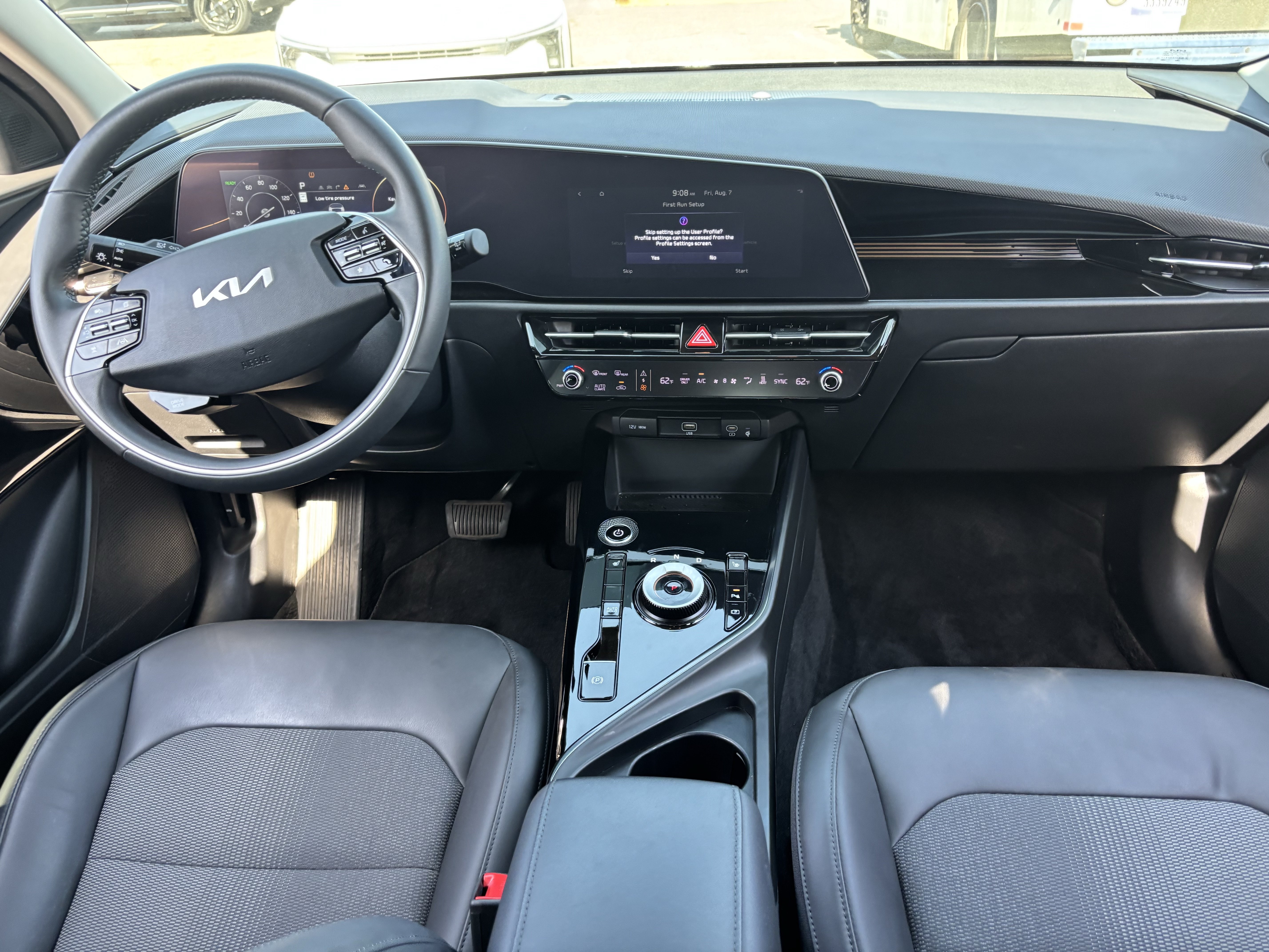 Certified 2023 Kia Niro Wind FWD image 13