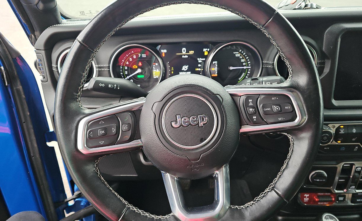 Used 2021 Jeep Wrangler Unlimited Rubicon 4xe w/ Dual Top Group image 8