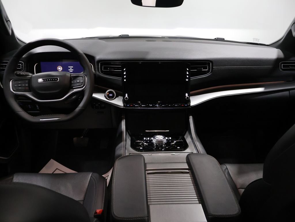 Used 2024 Jeep Wagoneer Series II w/ Convenience Group I image 18