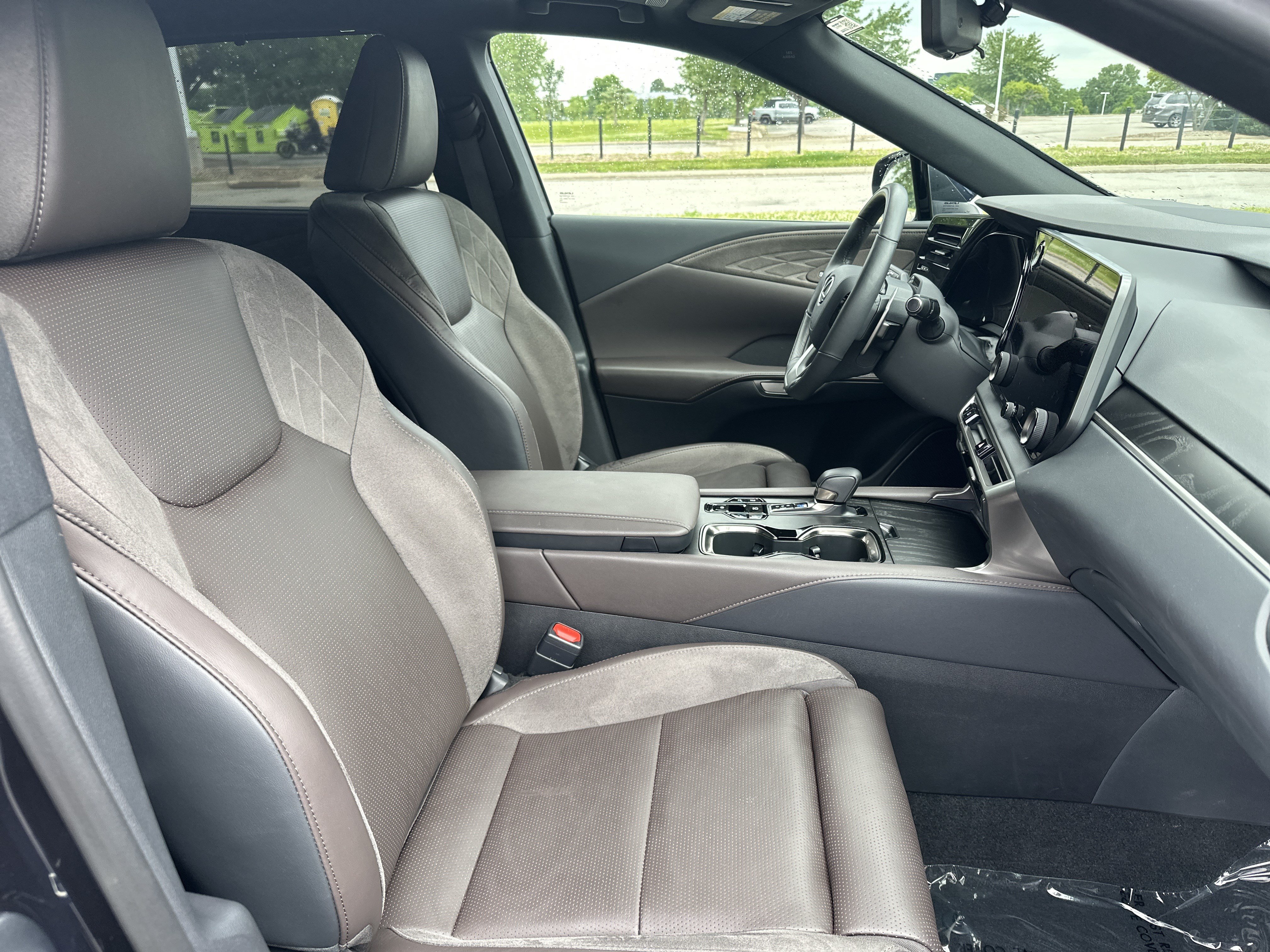 Certified 2025 Lexus RX 350 AWD w/ Convenience Package image 33