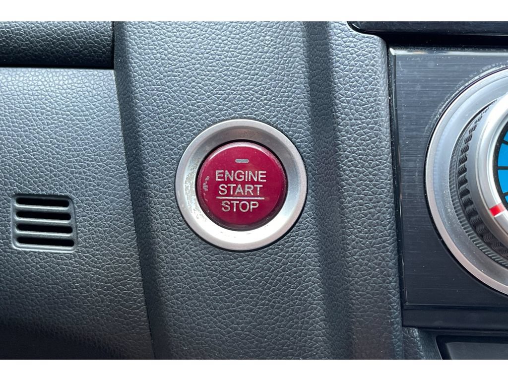 Used 2015 Honda Fit EX image 34
