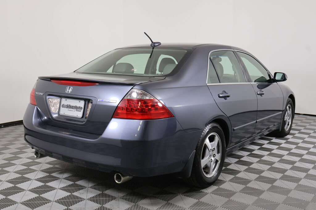 Used 2007 Honda Accord Hybrid Sedan image 2