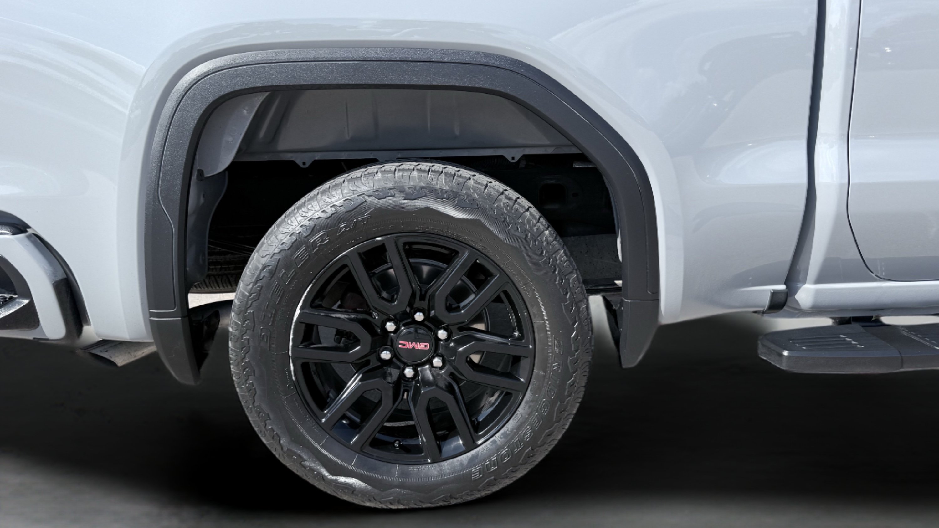 Used 2024 GMC Sierra 1500 Elevation w/ LPO, Elevation Black Package AWD/4WD image 14