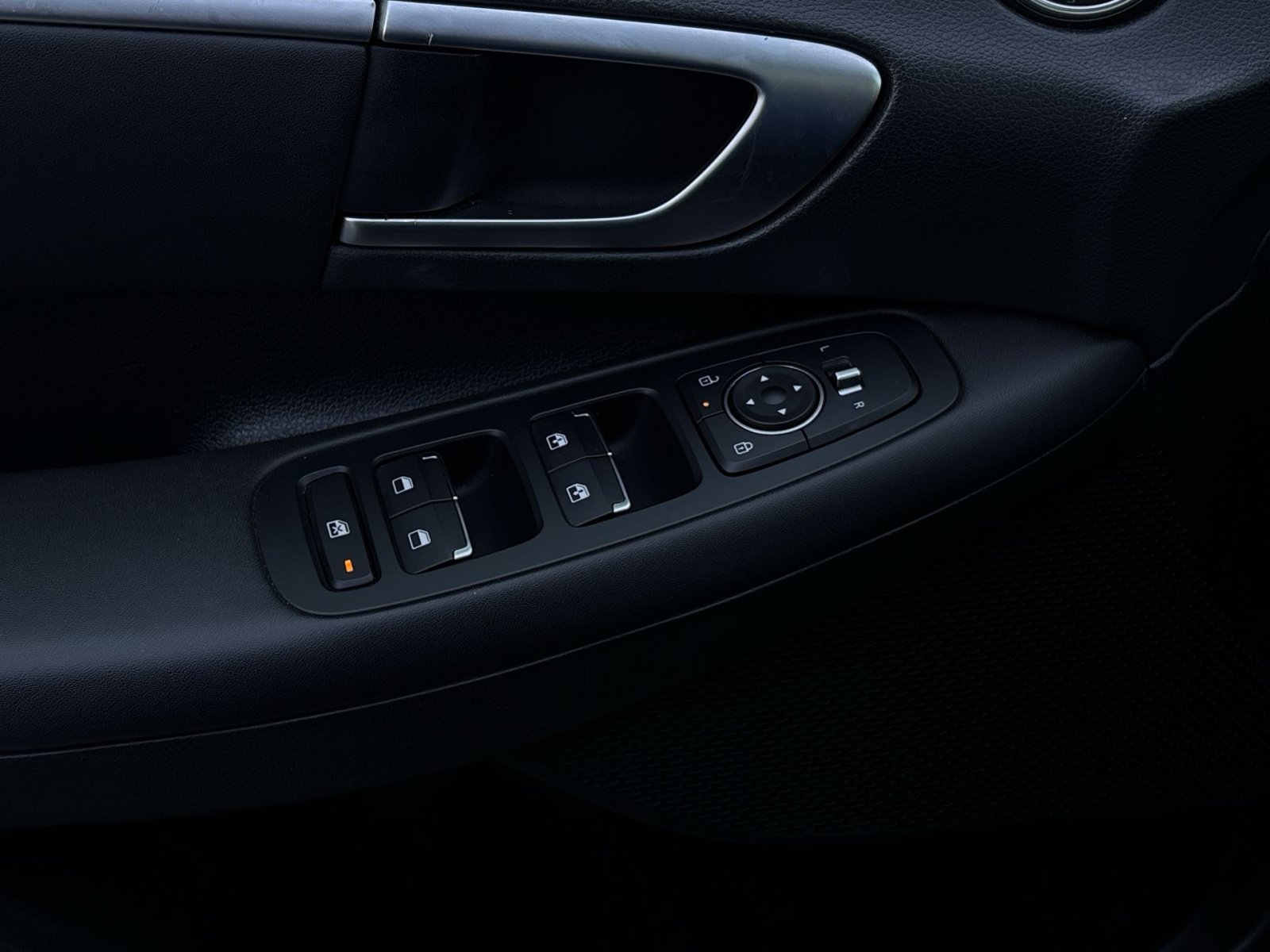 Certified 2024 Hyundai Sonata SEL FWD image 15