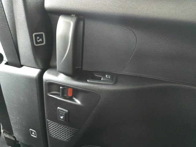 New 2025 Chrysler Pacifica Select w/ Uconnect Theater Family Group image 28