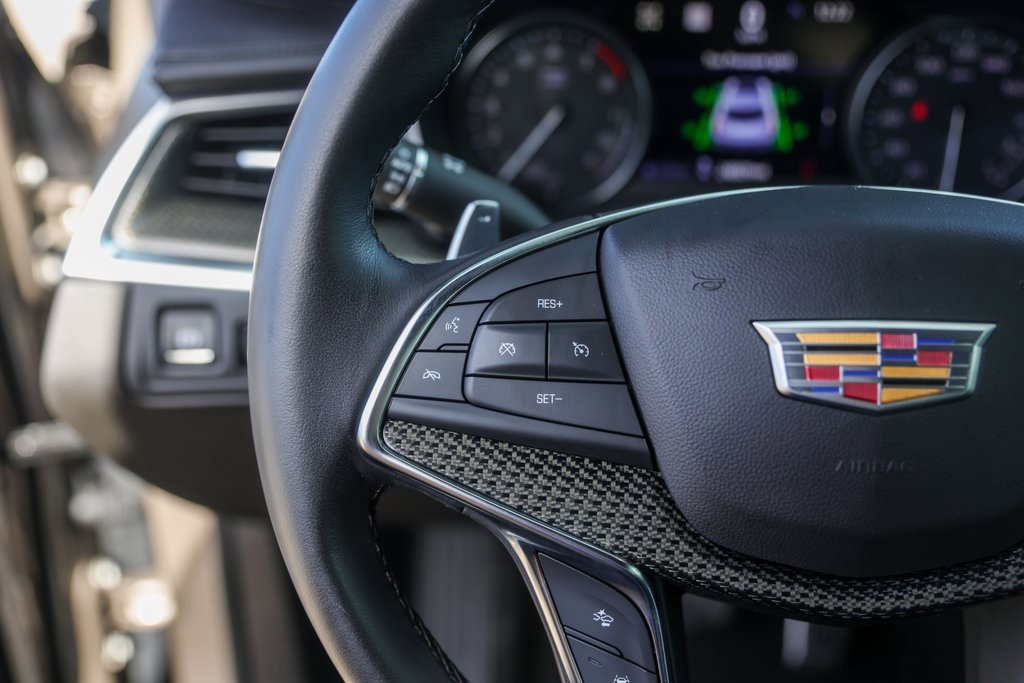Used 2023 Cadillac XT5 Sportv w/ Technology Package image 14
