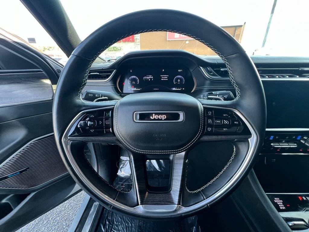 Used 2022 Jeep Grand Cherokee L Overland image 42