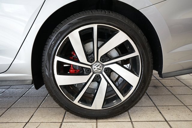 Used 2019 Volkswagen Jetta GLI image 55