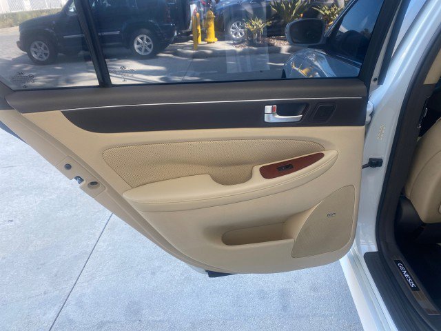 Used 2012 Hyundai Genesis 4.6 image 78