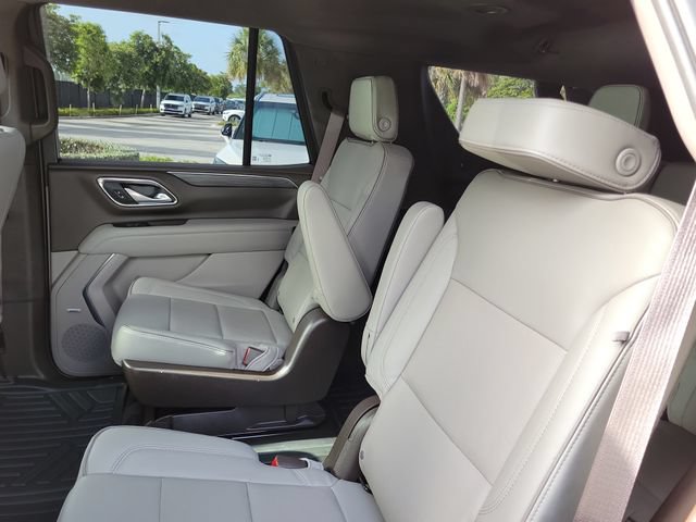 Used 2022 GMC Yukon SLT w/ SLT Luxury Package RWD image 15