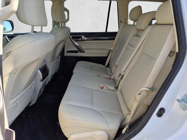 Used 2020 Lexus GX 460 Premium w/ Premium Package AWD/4WD image 20
