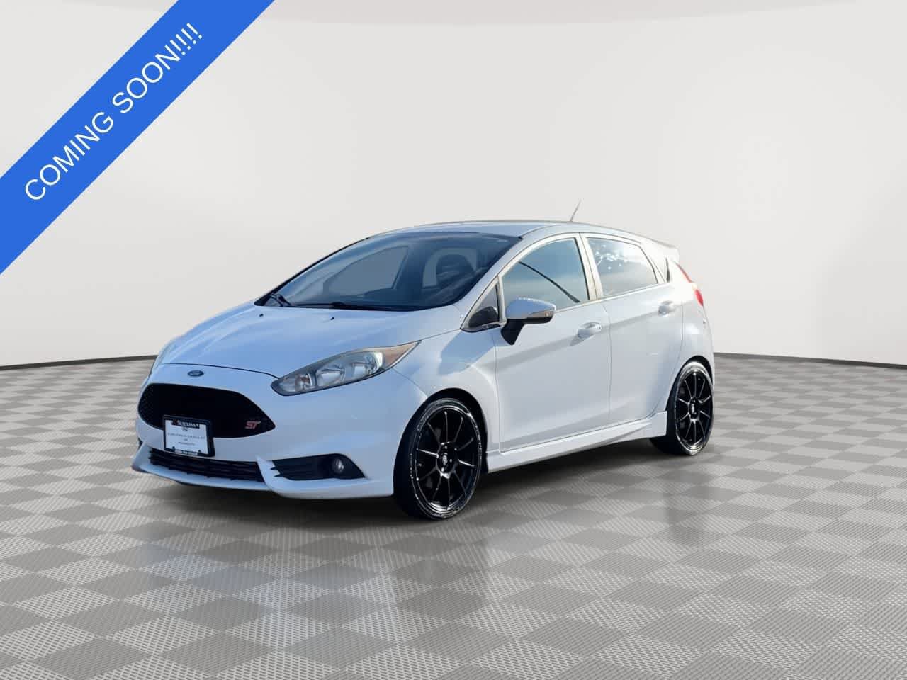 Used 2015 Ford Fiesta ST FWD image 4