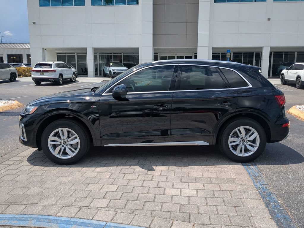 Used 2023 Audi Q5 2.0T Premium w/ Convenience Package AWD/4WD image 6