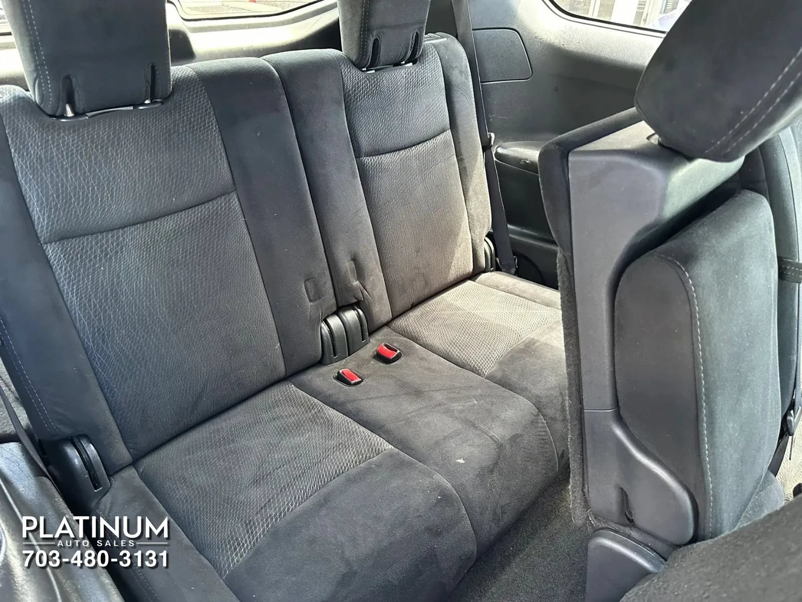 Used 2015 Nissan Pathfinder SV w/ Cargo Package AWD/4WD image 15