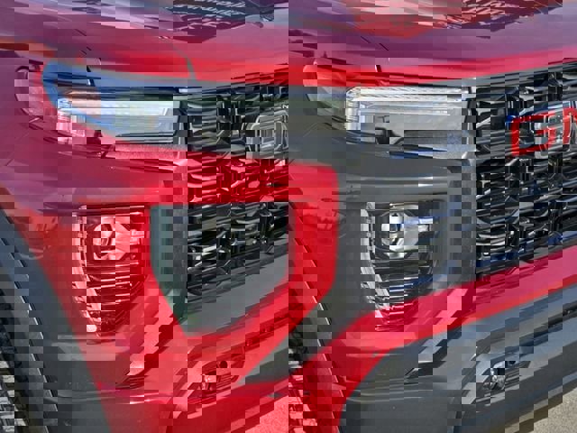 Used 2024 GMC Canyon Elevation w/ Convenience Package image 8