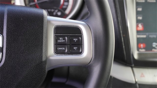 Used 2019 Dodge Journey SE image 28