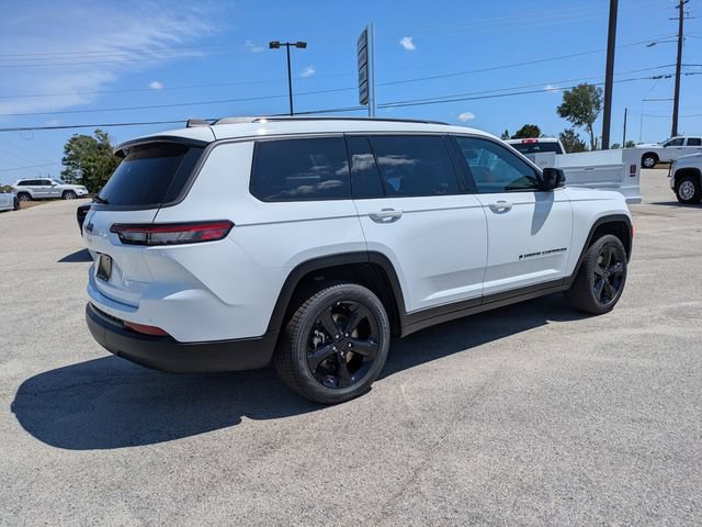 New 2026 Jeep Grand Cherokee L Limited AWD/4WD image 4