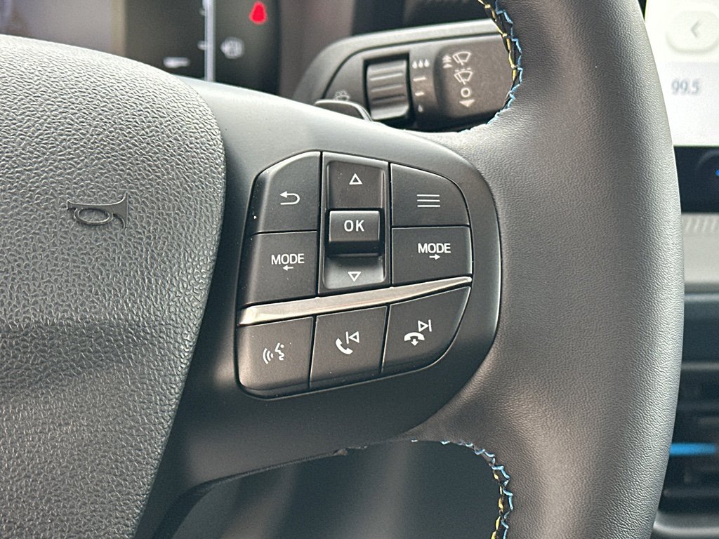 New 2025 Ford Maverick Lobo image 15