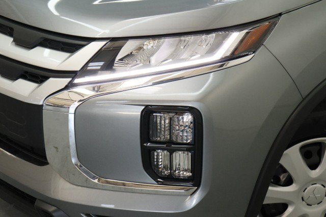 New 2027 Mitsubishi Outlander Sport FWD image 2