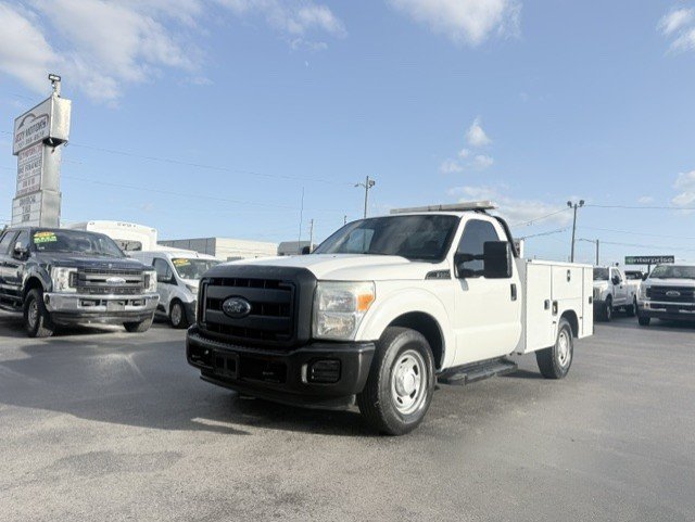 Used 2015 Ford F250 XL RWD image 2