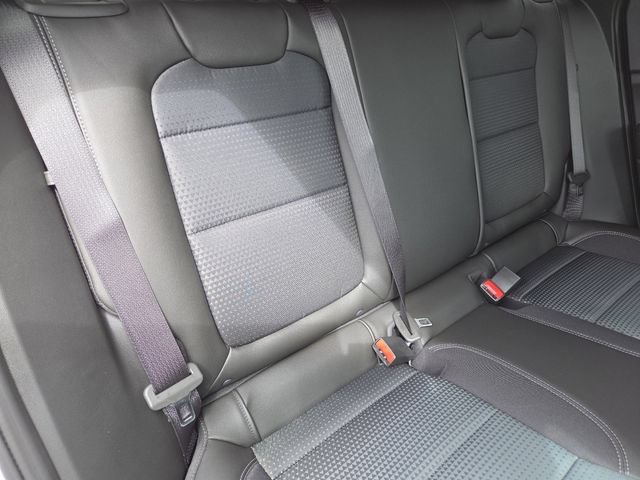 New 2026 Chevrolet Trax LT w/ LT Convenience Package FWD image 17