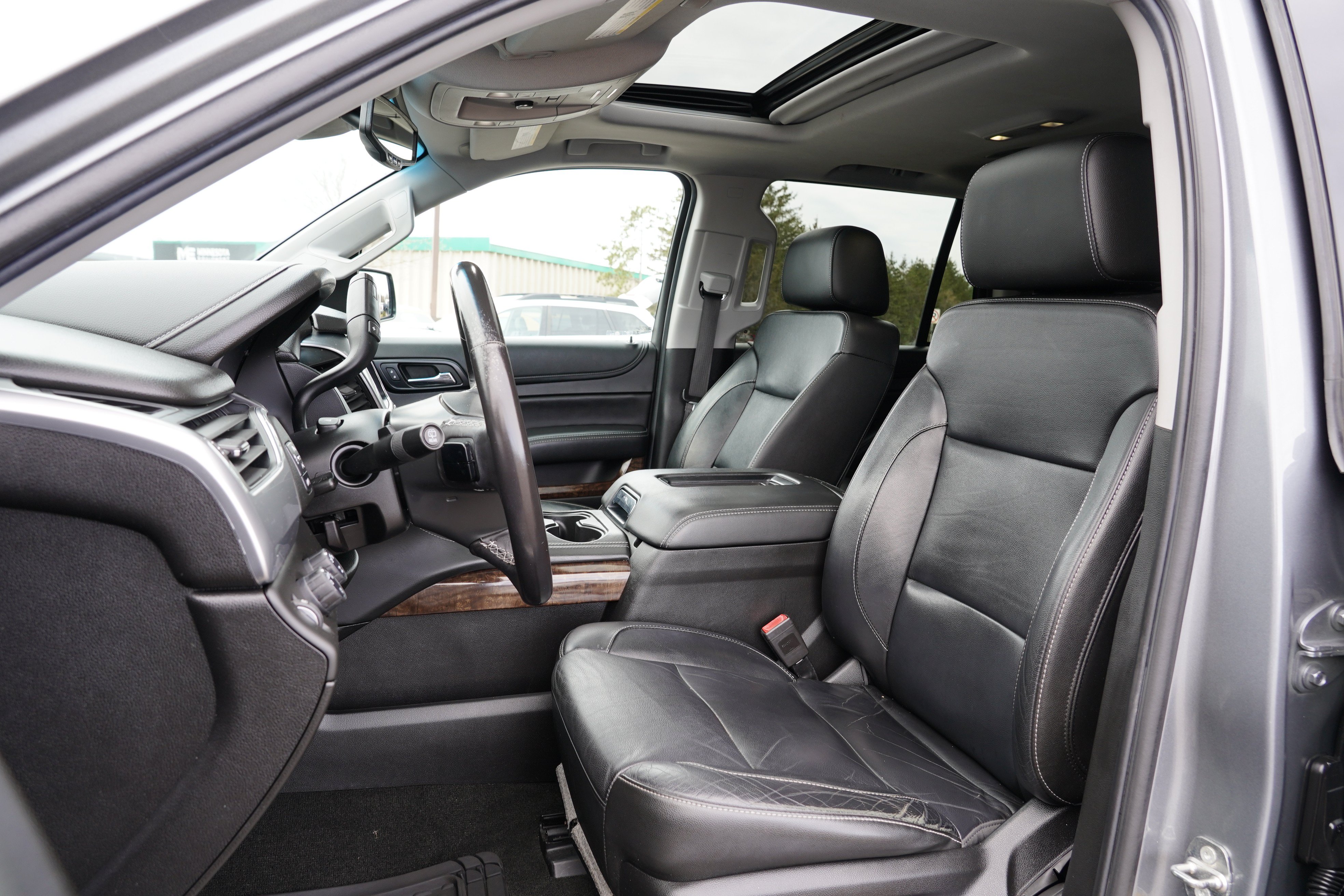 Used 2018 Chevrolet Tahoe LT AWD/4WD image 12
